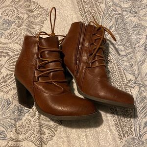 Pierre Dumas Brown Tie/Zip Heeled Boots